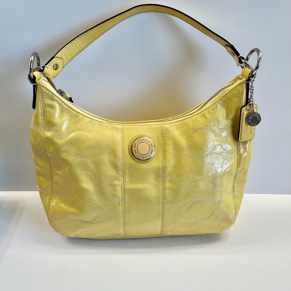 Coach Vintage Signature Hobo /Crossbody Patent Leather in Soft Yellow - Picture 5 of 14